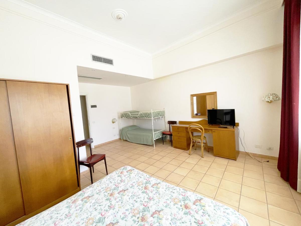 Hotel Reginella SantʼAgata sui Due Golfi Exteriér fotografie