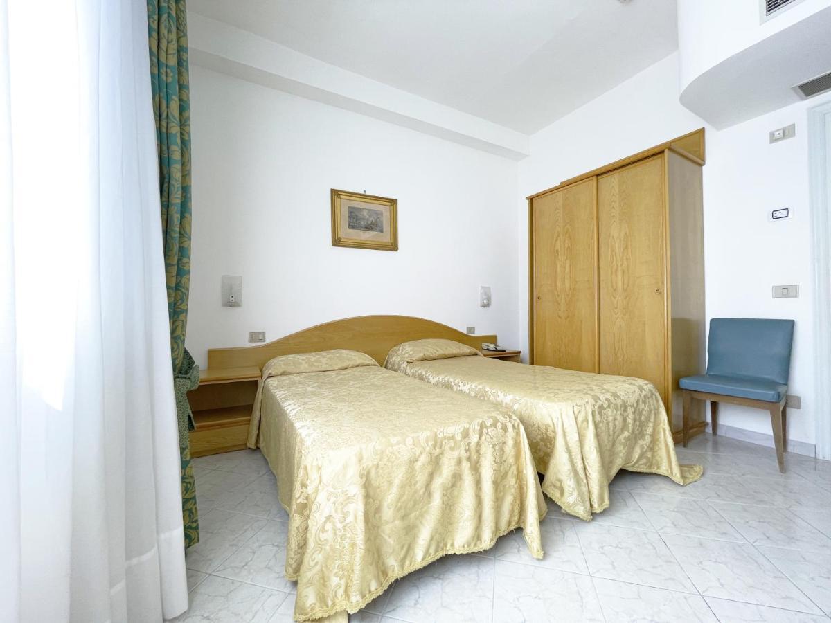 Hotel Reginella SantʼAgata sui Due Golfi Exteriér fotografie