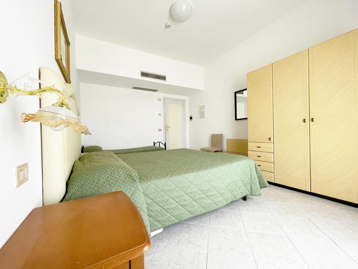 Hotel Reginella SantʼAgata sui Due Golfi Exteriér fotografie