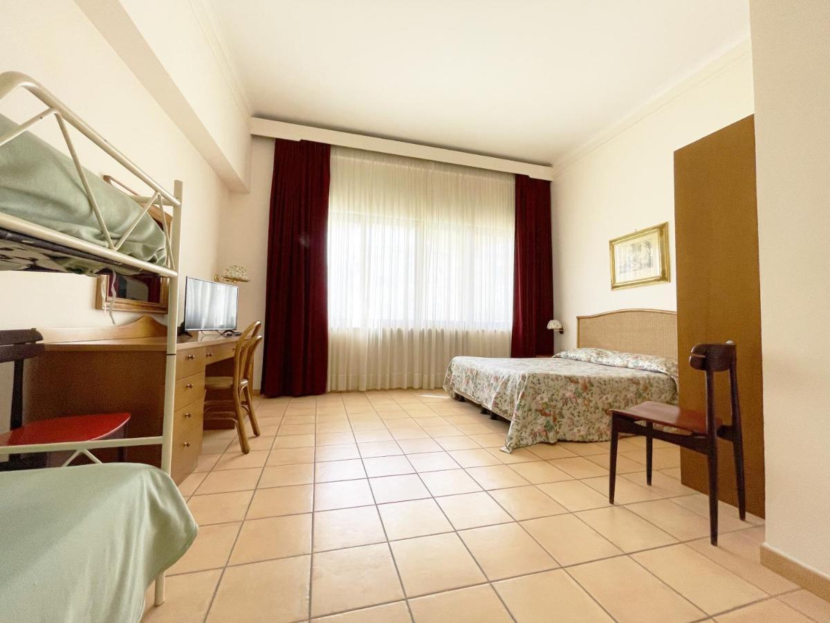 Hotel Reginella SantʼAgata sui Due Golfi Exteriér fotografie