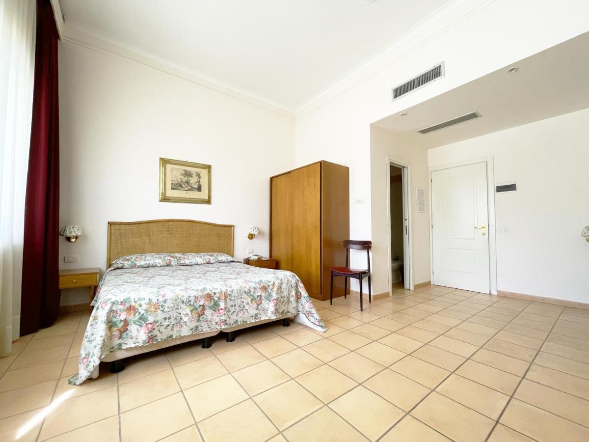 Hotel Reginella SantʼAgata sui Due Golfi Exteriér fotografie