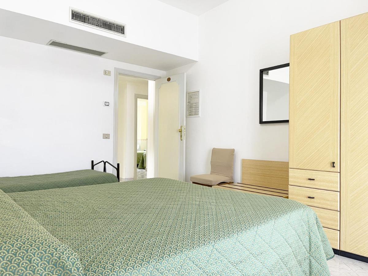 Hotel Reginella SantʼAgata sui Due Golfi Exteriér fotografie