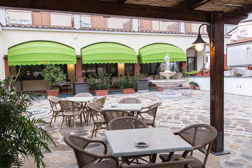 Hotel Reginella SantʼAgata sui Due Golfi Exteriér fotografie